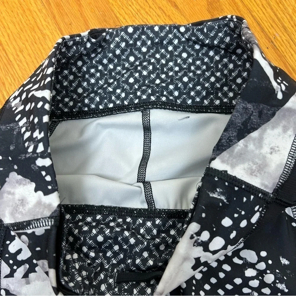 lululemon athletica excellent used